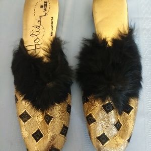 1950s Holiday Wise Gold and Black Slip-on Wedges